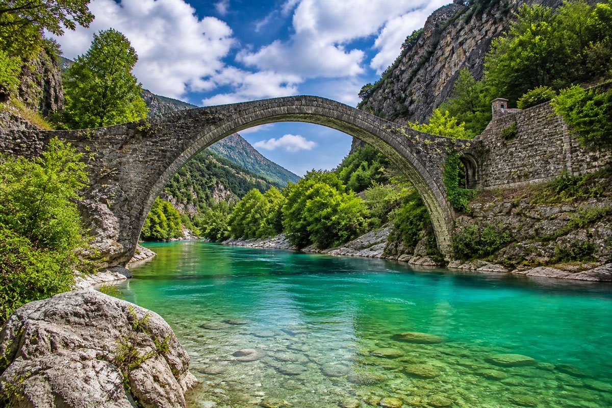 Rafting στον Άραχθο κοντά στο Villa Roula